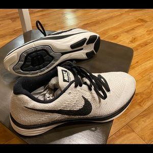 Nike Flyknit Lunar 3 Oreo Black/White 11M *New